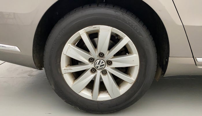 2011 Volkswagen Passat HIGHLINE DSG, Diesel, Automatic, 96,136 km, Right Rear Wheel
