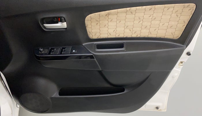 2018 Maruti Wagon R 1.0 VXI, Petrol, Manual, 37,813 km, Driver Side Door Panels Control