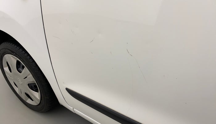 2018 Maruti Wagon R 1.0 VXI, Petrol, Manual, 37,813 km, Front passenger door - Minor scratches