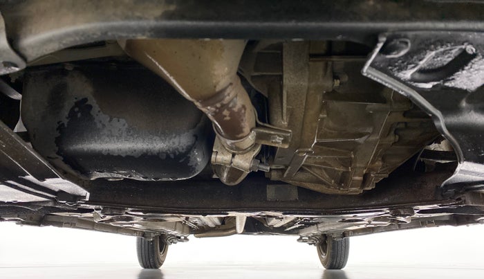 2015 Maruti Swift VDI ABS, Diesel, Manual, 76,927 km, Front Underbody