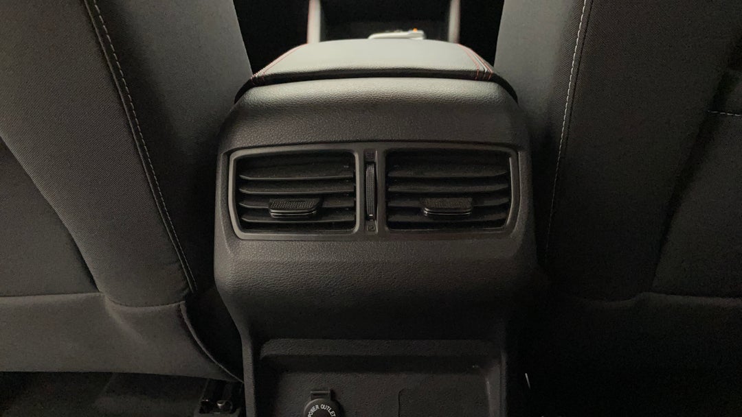 Rear A/C Vent
