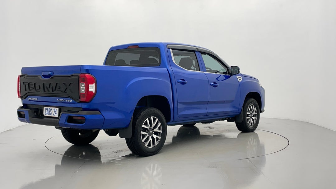 Right Back Diagonal (45- Degree) View