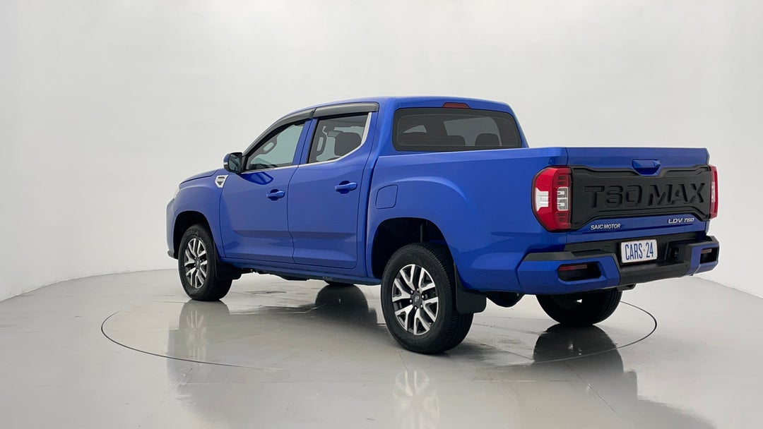 Left Back Diagonal (45- Degree) View