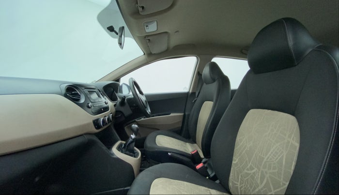 2015 Hyundai Grand i10 SPORTZ 1.2 KAPPA VTVT, Petrol, Manual, 46,777 km, Right Side Front Door Cabin
