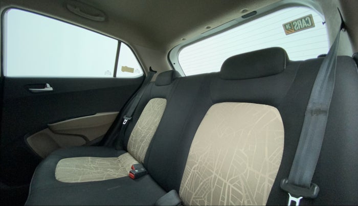 2015 Hyundai Grand i10 SPORTZ 1.2 KAPPA VTVT, Petrol, Manual, 46,777 km, Right Side Rear Door Cabin