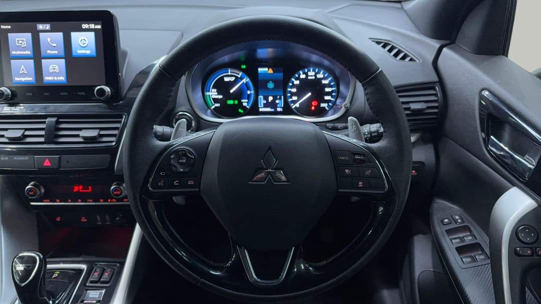 2024 Mitsubishi Eclipse Cross Exceed Phev (AWD), Automatic, 45005 km, Steering Wheel Close-up