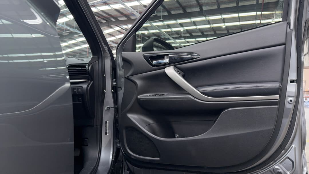 2024 Mitsubishi Eclipse Cross Exceed Phev (AWD), Automatic, 45005 km, Speaker View