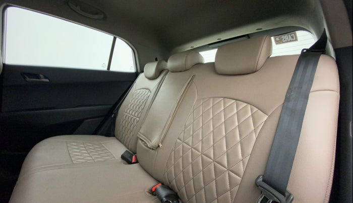 2017 Hyundai Creta SX PLUS AT 1.6 PETROL, Petrol, Automatic, 90,972 km, Right Side Rear Door Cabin