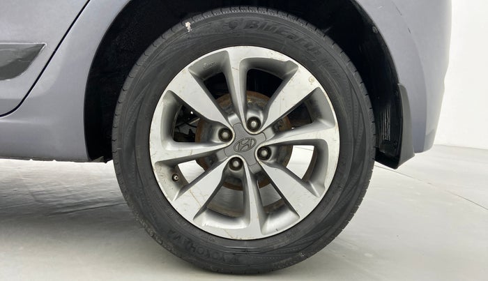 2015 Hyundai Elite i20 SPORTZ (O) 1.4, Diesel, Manual, 58,430 km, Left Rear Wheel
