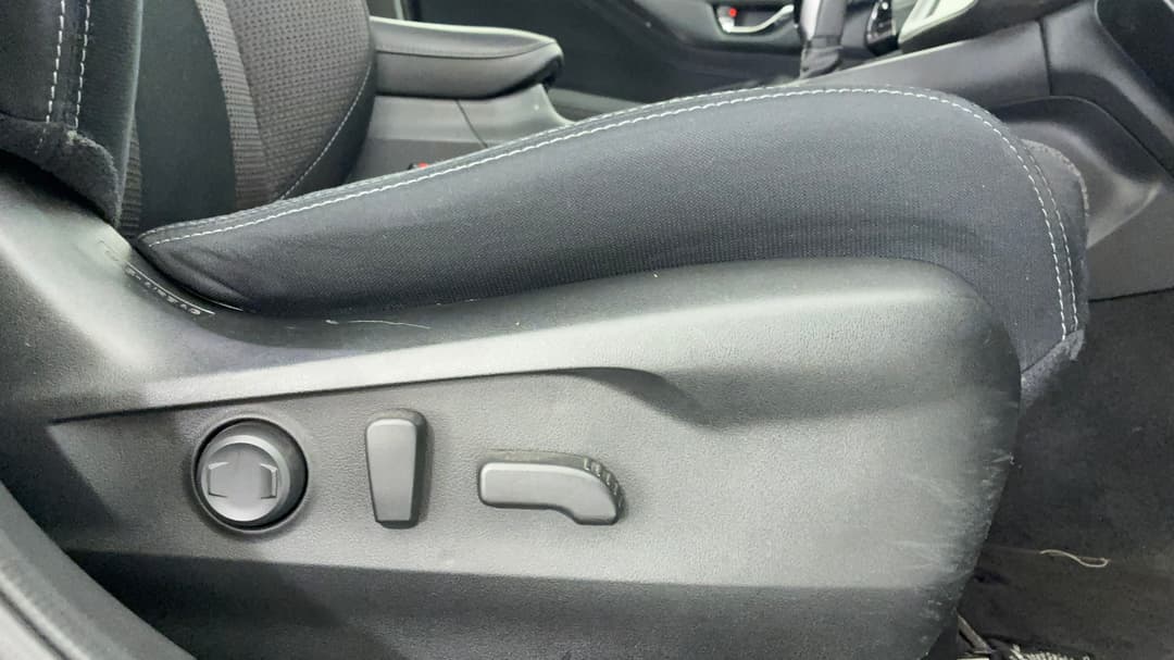2022 Subaru Outback AWD, Automatic, 88135 km, Drivers Side Adjustment Panel
