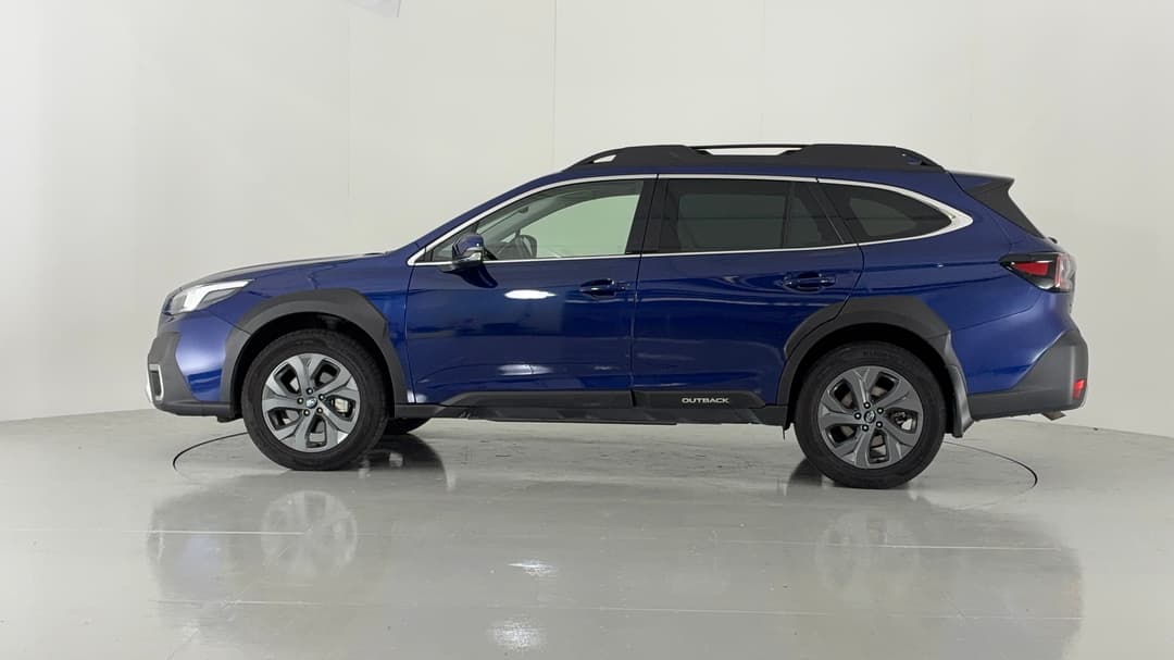 2022 Subaru Outback AWD, Automatic, 88135 km, Left Side View