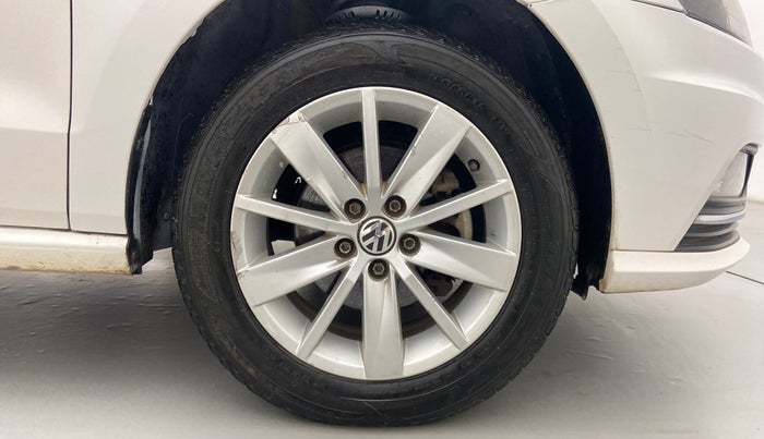 2016 Volkswagen Ameo HIGHLINE DSG 1.5 DIESEL , Diesel, Automatic, 59,723 km, Right Front Wheel