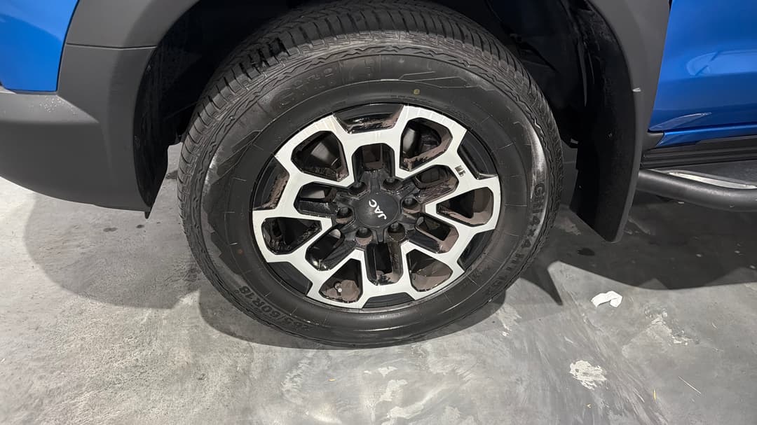 2024 Jac T9 Haven (4x4), Automatic, 21947 km, Left Front Wheel