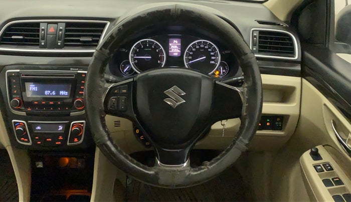 2015 Maruti Ciaz VXI+, Petrol, Manual, 34,355 km, Steering Wheel Close Up