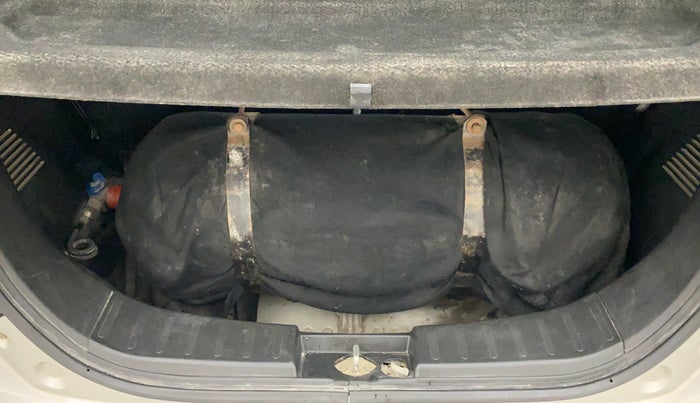 2013 Maruti Wagon R Stingray VXI, CNG, Manual, 1,16,914 km, Boot Inside