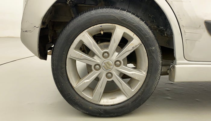 2013 Maruti Wagon R Stingray VXI, CNG, Manual, 1,16,914 km, Right Rear Wheel