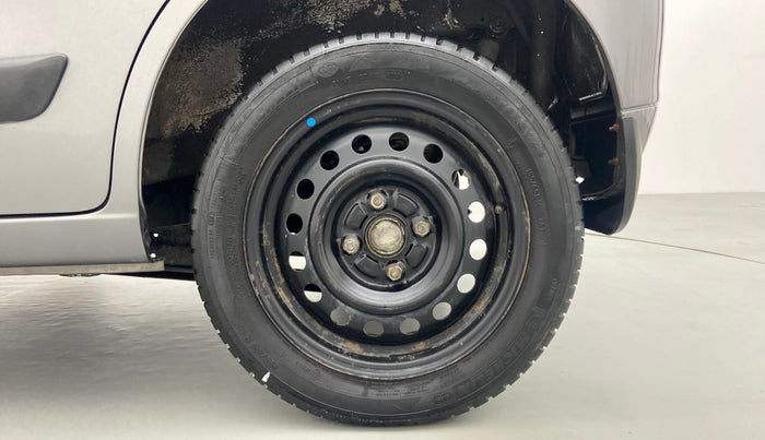 2015 Maruti Wagon R 1.0 VXI, Petrol, Manual, 66,475 km, Right Rear Wheel