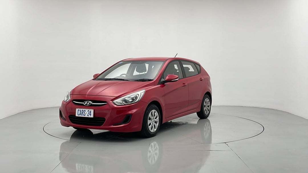 Left Front Diagonal (45- Degree) View