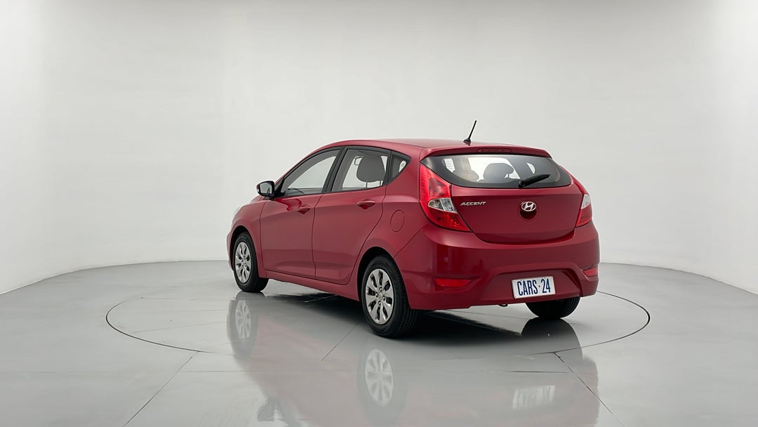 Left Back Diagonal (45- Degree) View