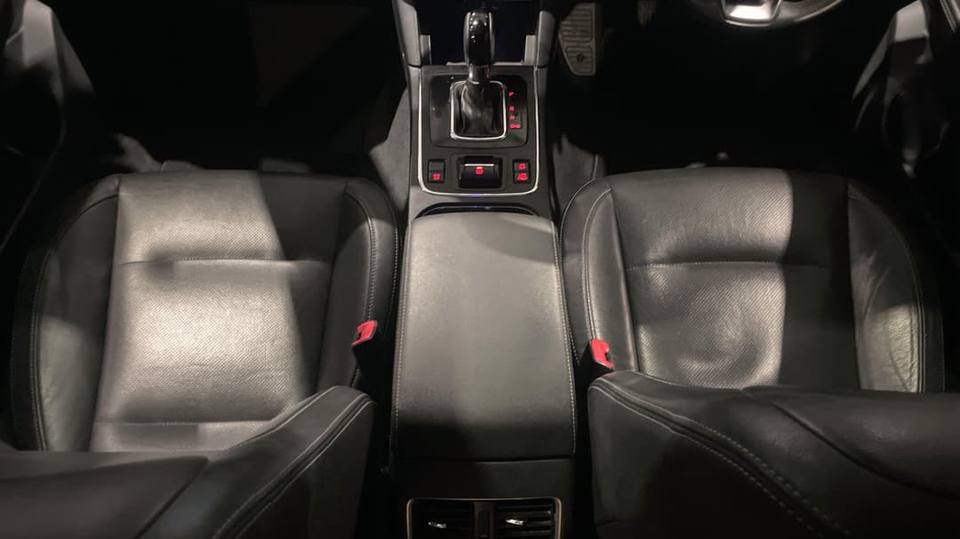 2019 Subaru Outback 2.5i Premium AWD, Automatic, 116915 km, Center Console