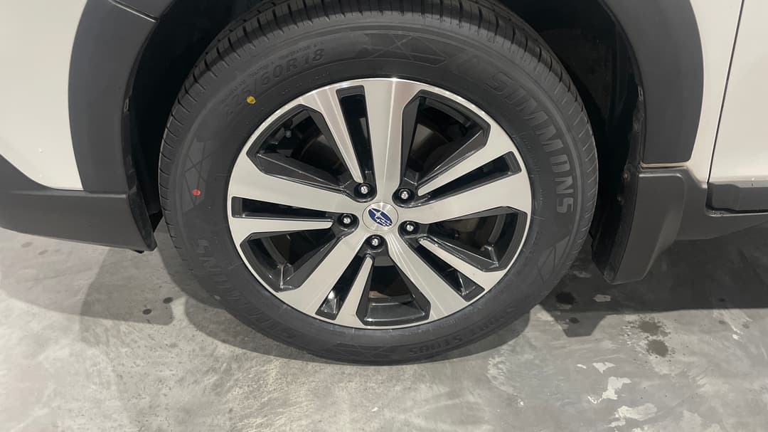 2019 Subaru Outback 2.5i Premium AWD, Automatic, 116915 km, Left Front Wheel