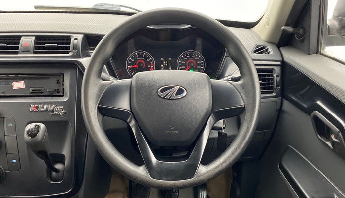 2018 Mahindra KUV 100 NXT K2+6 STR, Petrol, Manual, 68,978 km, Steering Wheel Close Up