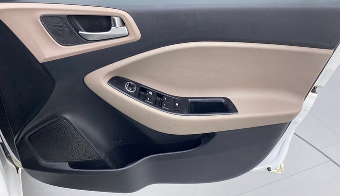 2019 Hyundai Elite i20 1.2 MAGNA PLUS VTVT, Petrol, Manual, 97,453 km, Driver Side Door Panels Control