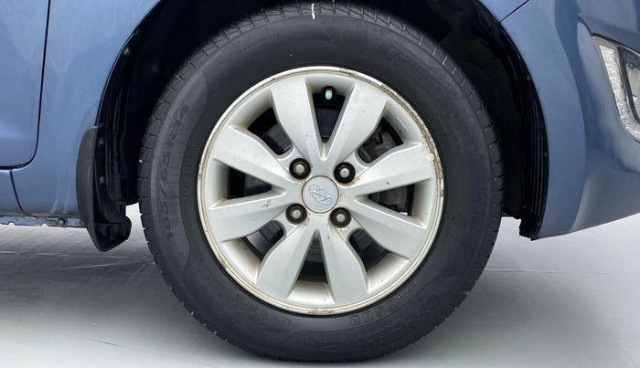 2014 Hyundai i20 SPORTZ 1.2 VTVT, Petrol, Manual, 44,639 km, Right Front Wheel