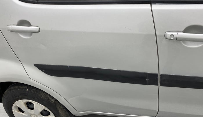 2012 Maruti Ritz VDI, Diesel, Manual, 68,851 km, Right rear door - Slightly dented
