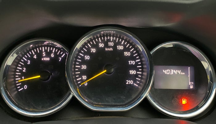 2017 Renault Duster RXL PETROL 104, Petrol, Manual, 40,383 km, Odometer Image