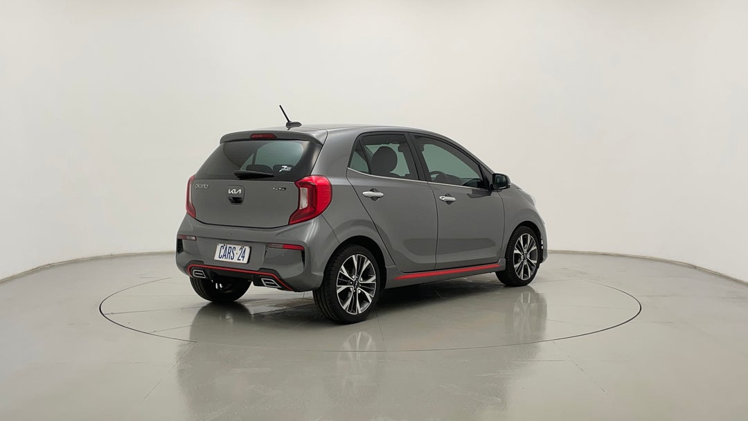 Right Back Diagonal (45- Degree) View