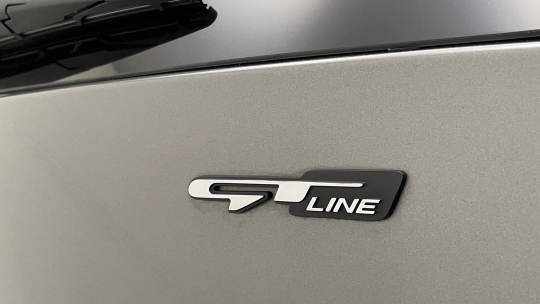 Badge (Boot Right Side)