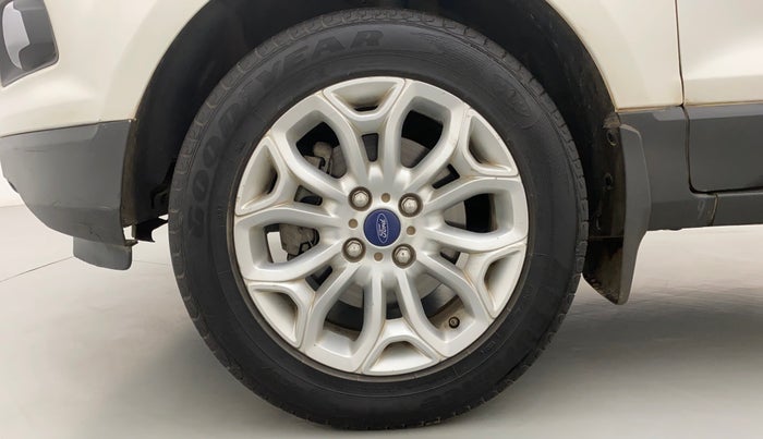 2015 Ford Ecosport TITANIUM 1.5L DIESEL (OPT), Diesel, Manual, 1,31,291 km, Left Front Wheel