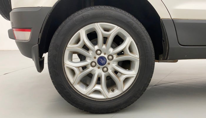 2015 Ford Ecosport TITANIUM 1.5L DIESEL (OPT), Diesel, Manual, 1,31,291 km, Right Rear Wheel