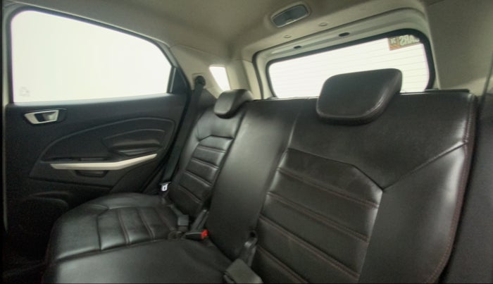 2015 Ford Ecosport TITANIUM 1.5L DIESEL (OPT), Diesel, Manual, 1,31,291 km, Right Side Rear Door Cabin