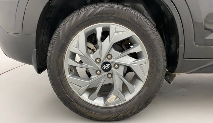 2021 Hyundai Creta SX (O) 1.4 TURBO DCT, Petrol, Automatic, 26,645 km, Right Rear Wheel