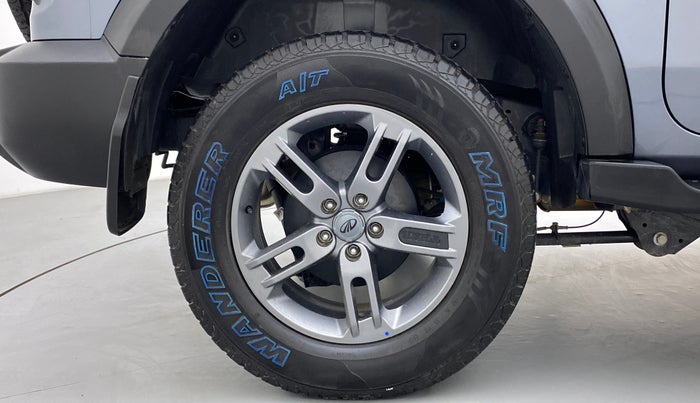 2021 Mahindra Thar LX PETROL AT 4WD, Petrol, Automatic, 4,051 km, Right Rear Wheel
