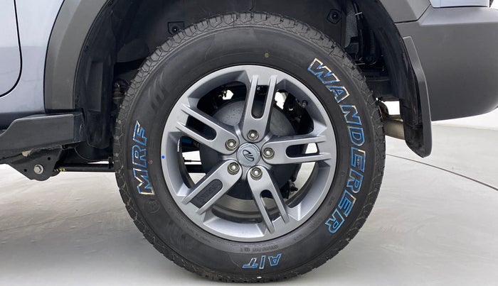 2021 Mahindra Thar LX PETROL AT 4WD, Petrol, Automatic, 4,051 km, Left Rear Wheel
