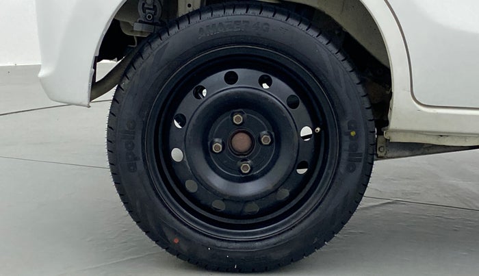 2015 Maruti Alto K10 VXI P, Petrol, Manual, 45,711 km, Right Rear Wheel