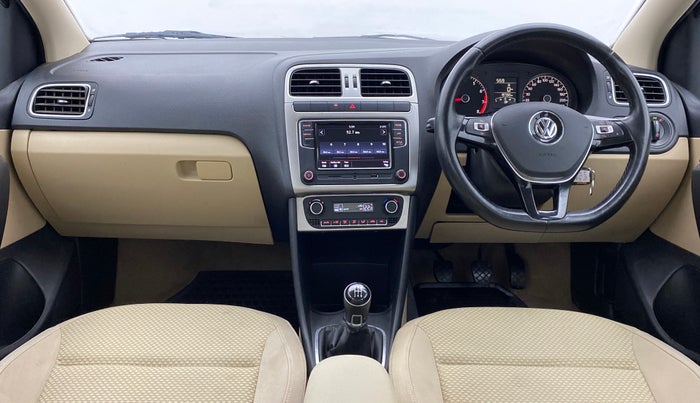 2018 Volkswagen Ameo HIGHLINE PLUS 1.0, Petrol, Manual, 19,485 km, Dashboard