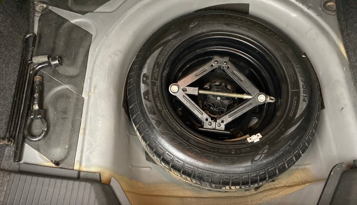 2018 Volkswagen Ameo HIGHLINE PLUS 1.0, Petrol, Manual, 19,485 km, Spare Tyre