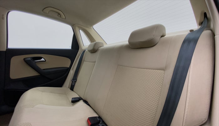2018 Volkswagen Ameo HIGHLINE PLUS 1.0, Petrol, Manual, 19,485 km, Right Side Rear Door Cabin