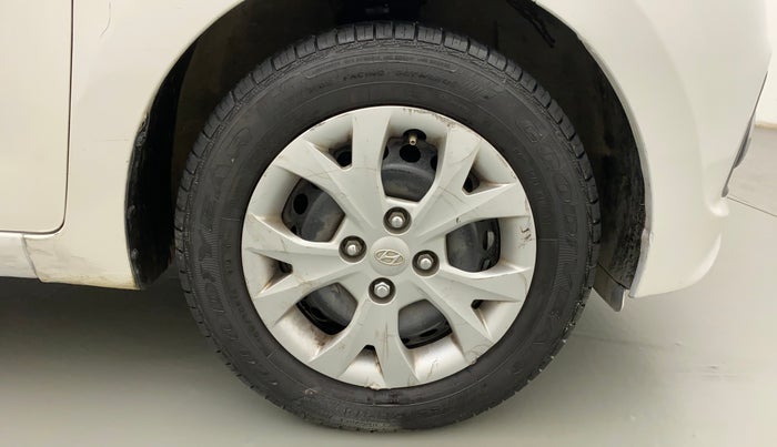 2013 Hyundai Grand i10 MAGNA 1.2 KAPPA VTVT, Petrol, Manual, 55,728 km, Right Front Wheel