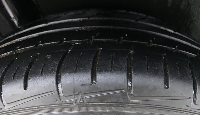 2018 Maruti S Cross ZETA 1.3 SHVS, Diesel, Manual, 96,672 km, Right Rear Tyre Tread