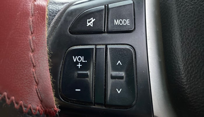 2018 Maruti S Cross ZETA 1.3 SHVS, Diesel, Manual, 96,672 km, Steering wheel - Sound system control not functional