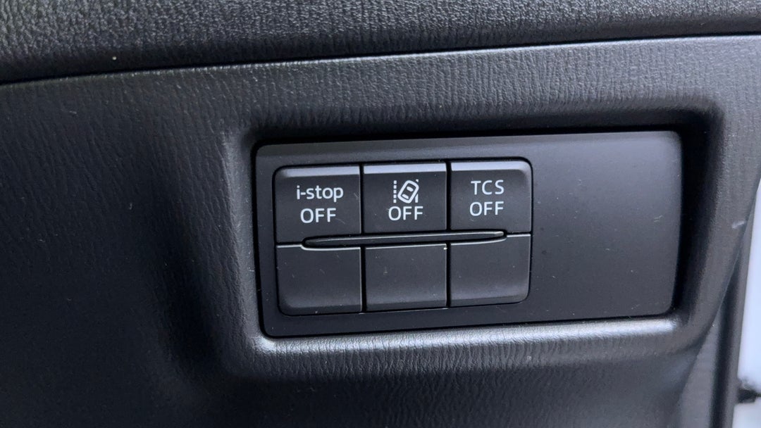 2023 Mazda CX-5 G20 Maxx (FWD), Automatic, 38801 km, Utility Switches/Buttons