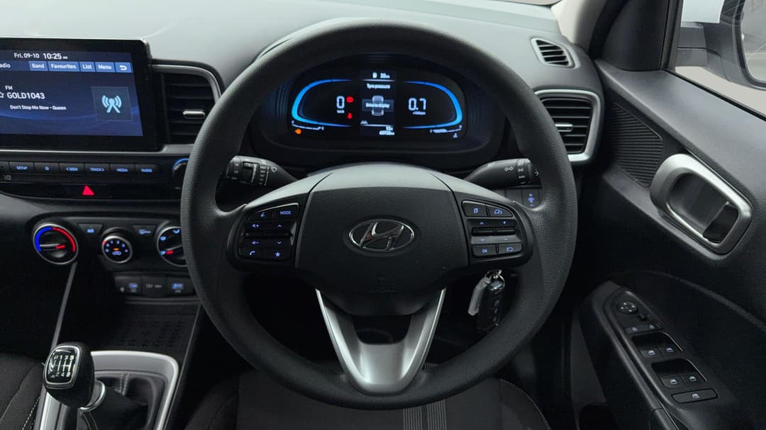 2025 Hyundai Venue Venue, Manual, 60732 km, Steering Wheel Close-up