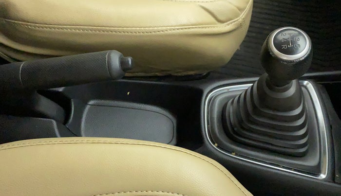 2018 Honda Amaze 1.2L I-VTEC S, Petrol, Manual, 15,869 km, Gear Lever