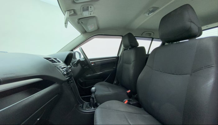 2015 Maruti Swift ZDI, Diesel, Manual, 46,383 km, Right Side Front Door Cabin