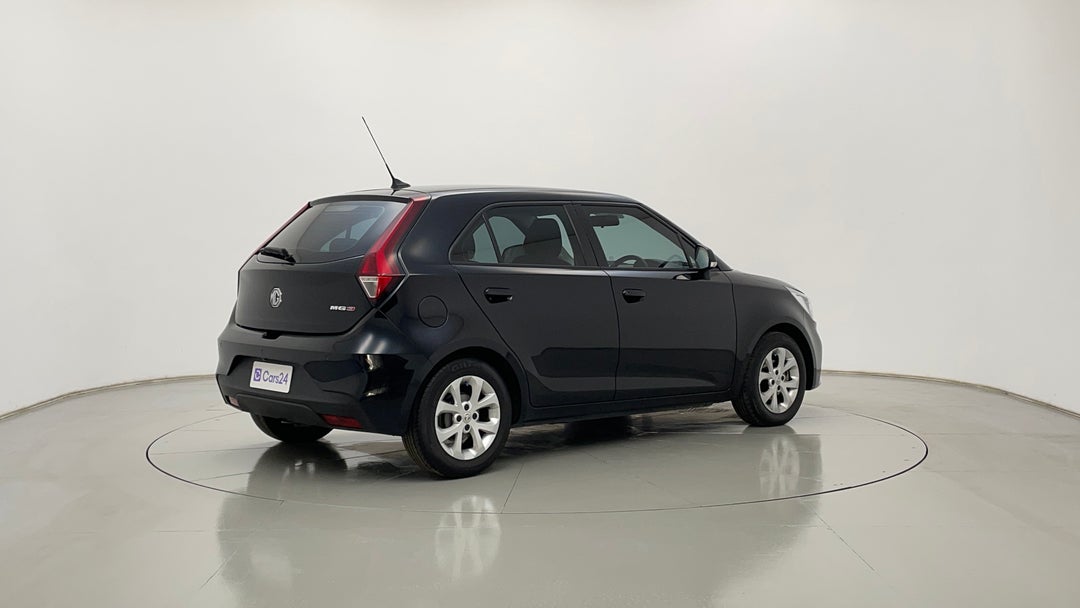 Right Back Diagonal (45- Degree) View